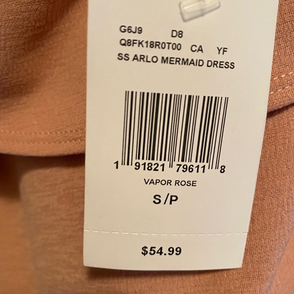 GUESS off the shoulder dress - Picture 3 of 3